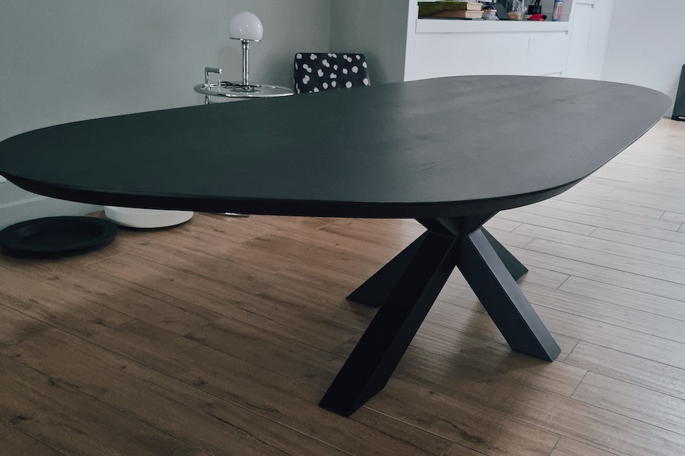 organische eiken eettafel zwart