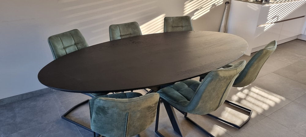 Ovale eettafel - 3 CM - Smalle Spinpoot