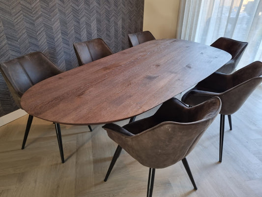 Organische eiken eettafels met kolompoot