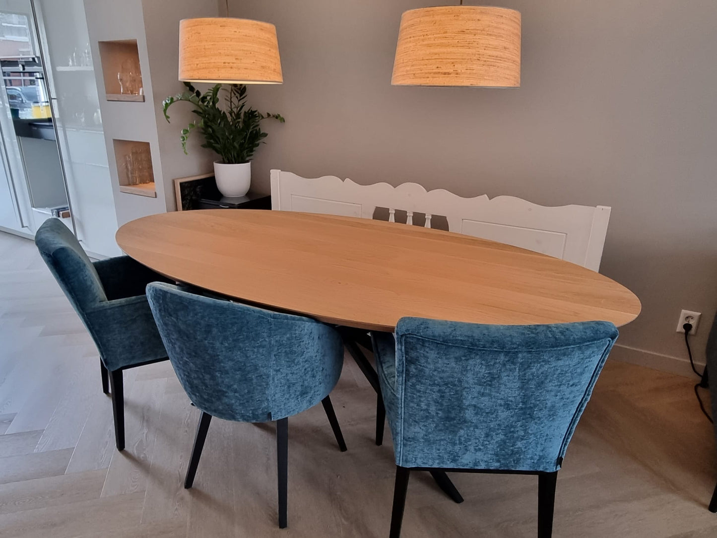 Ovale eettafel - 3 CM - Tapse Spinpoot