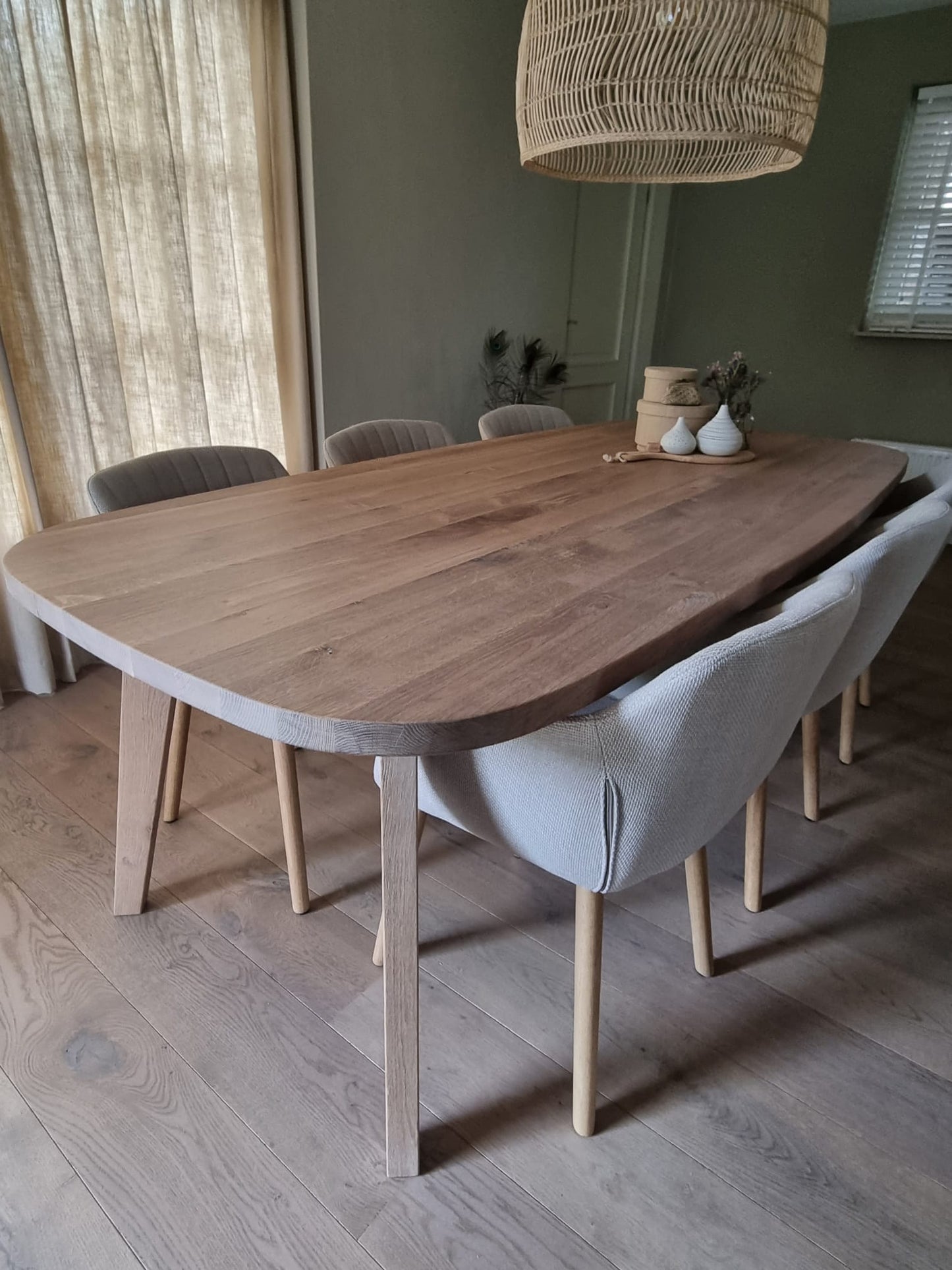 Deens ovale tafel