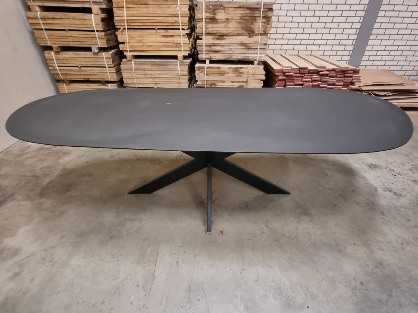 Organische HPL Tafel
