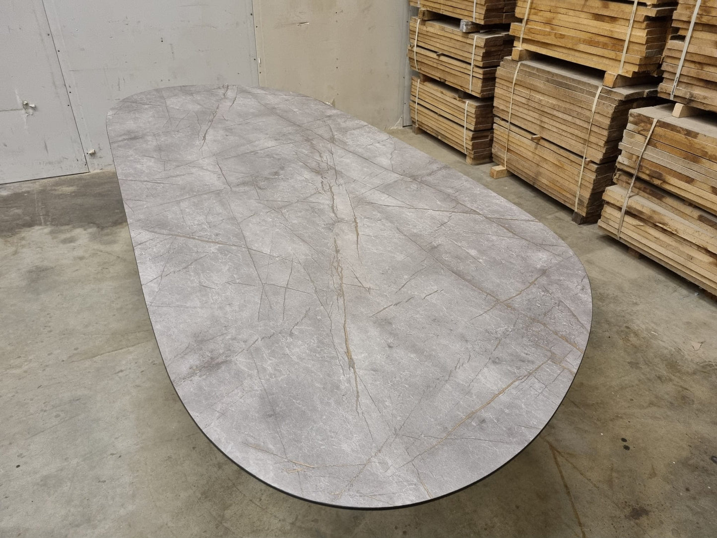 Organische HPL Tafel